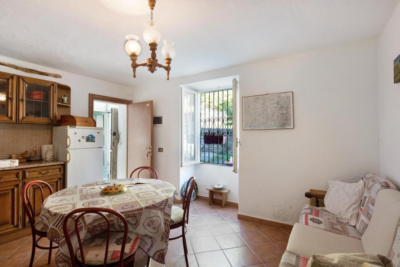 Apartamento Orizzonte Calmo Borghetto Di Borbera Exterior foto